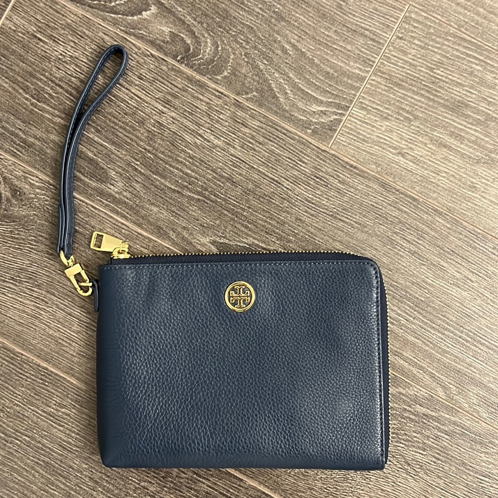 Tory Burch Leather Wristlet